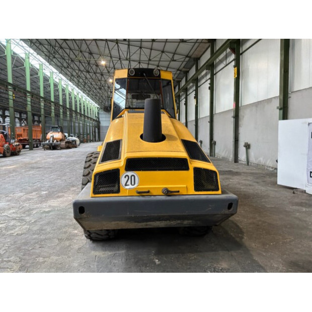 2007 بوماج BW211D-4-49118666