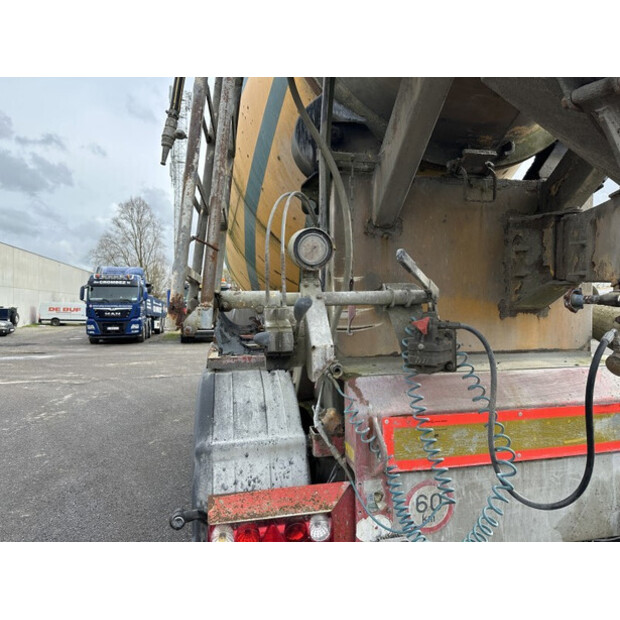 2015 MOL M1012-49118854