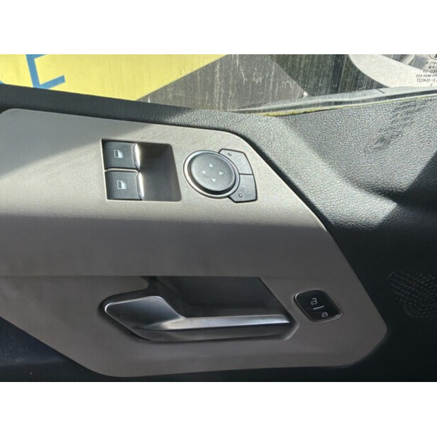 2023 Ford F-MAX-49118899