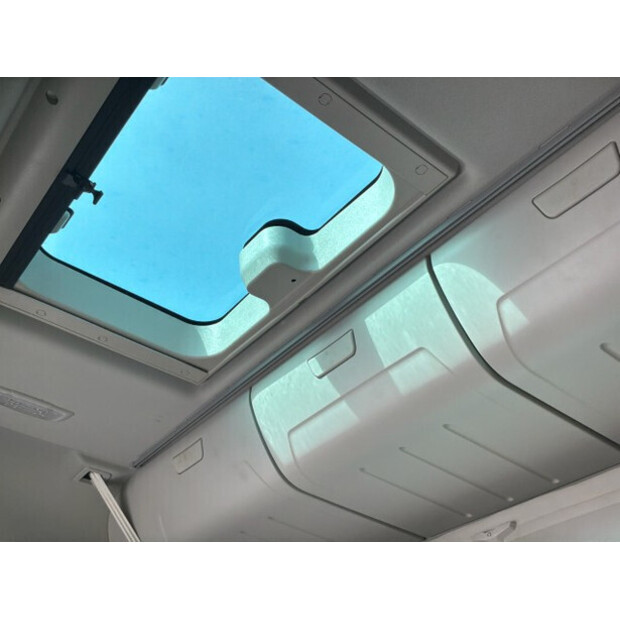 2023 Ford F-MAX-49118901