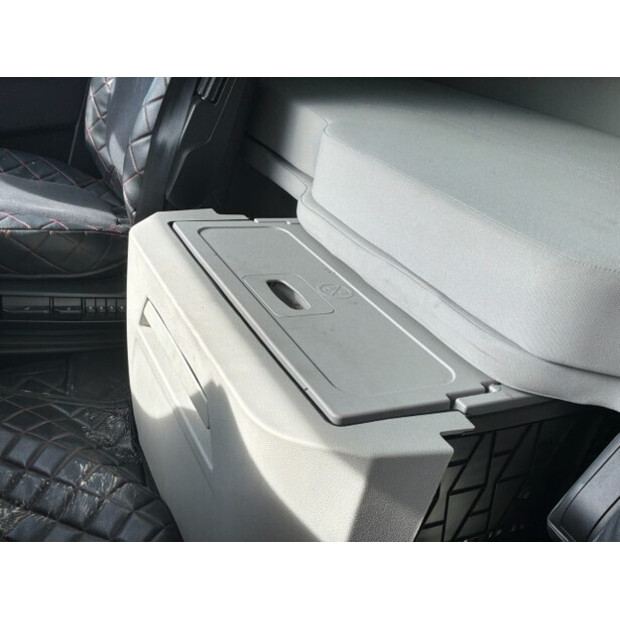 2023 Ford F-MAX-49118903