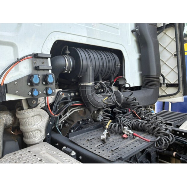 2023 Ford F-MAX-49118909