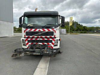 2003-volvo-fm12-1488644-49118921