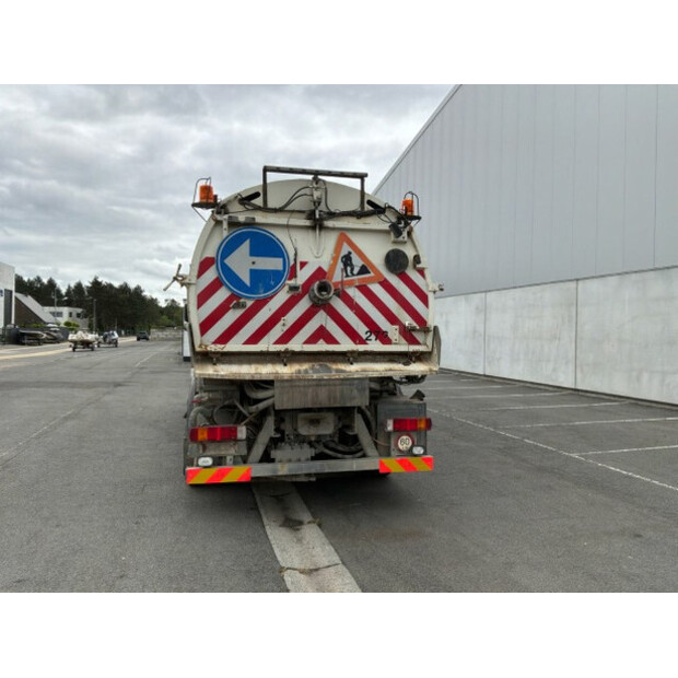 2003 Volvo FM12-49118925