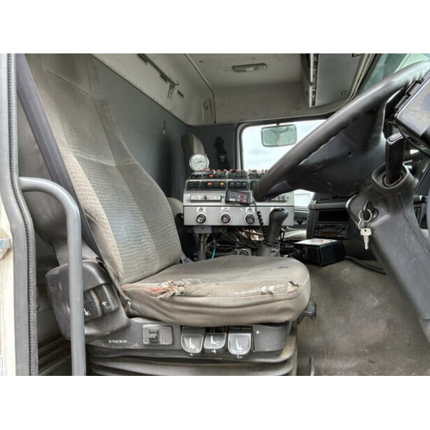 2003 Volvo FM12-49118929
