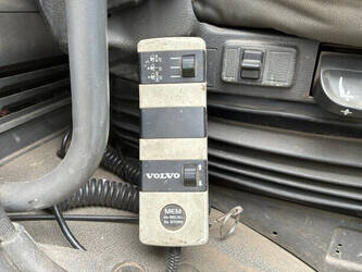 2003-volvo-fm12-1488644-49118930
