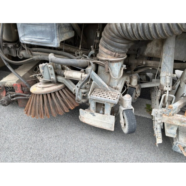 2003 Volvo FM12-49118957