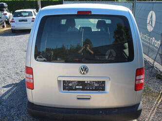2014-volkswagen-caddy-maxi-kombi-1488662-49119650