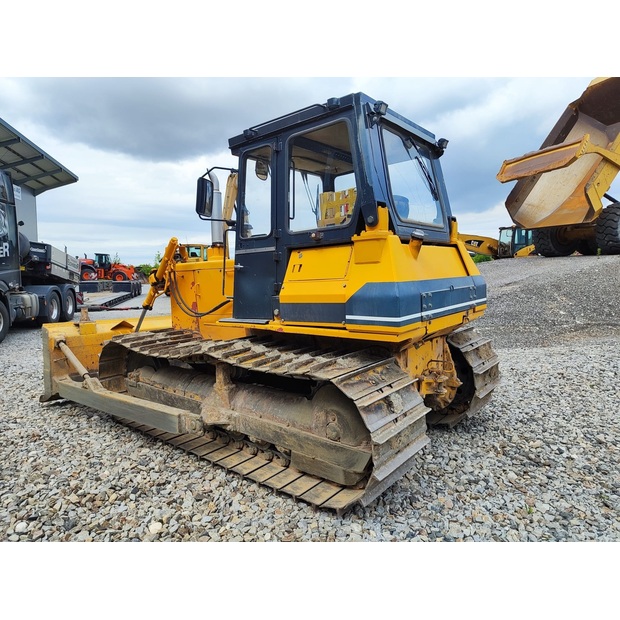 1991 Komatsu D41P-3-49121634