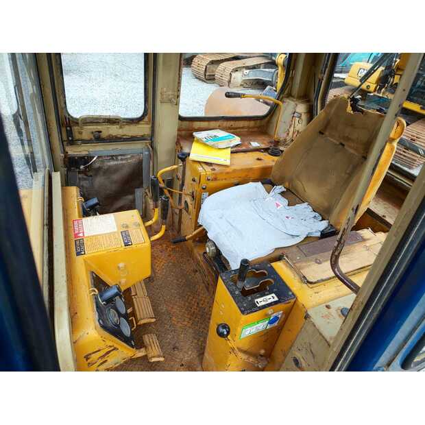 1989 Komatsu D41P-49121646
