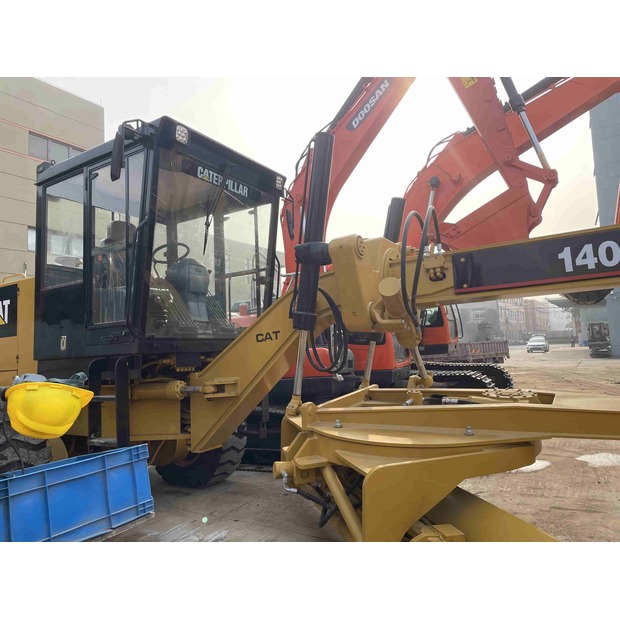2024 كاتربيلر 140G-49123133