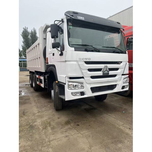 2024 Sinotruk 371-49123317