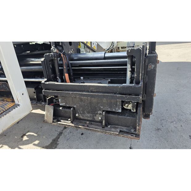 2016 Caterpillar AP255E-49124456