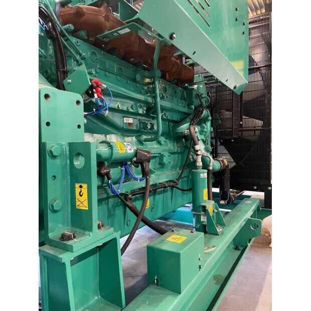 2026 كيومنز C900D5-49125819