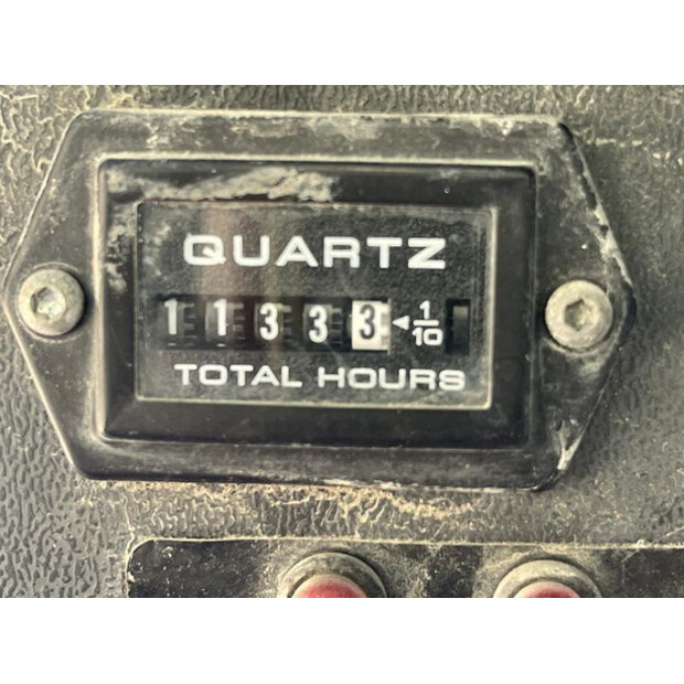 2014 بوبكات S 70-49125859