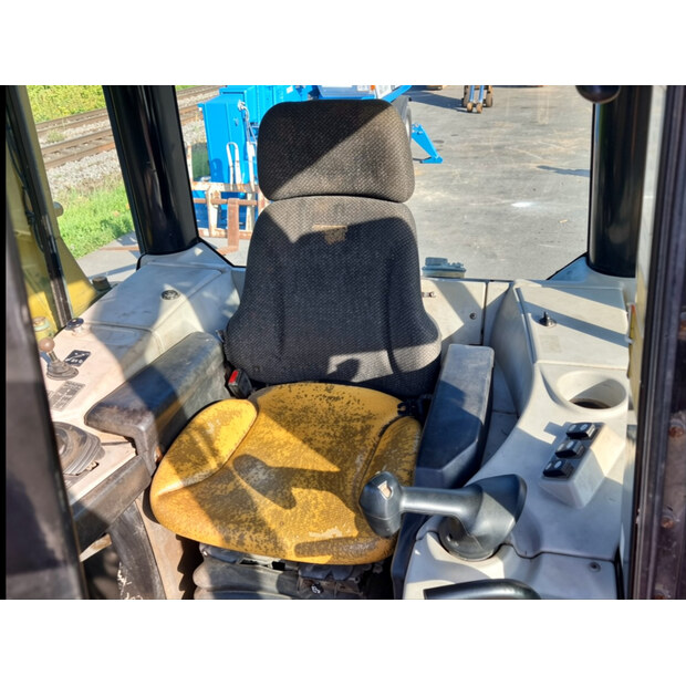 2004 Caterpillar D6N-49126643