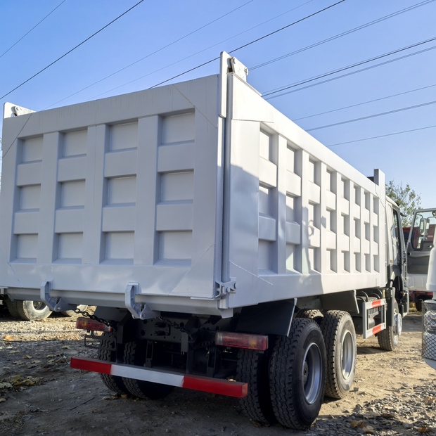 2025 HOWO 371HP-49127433