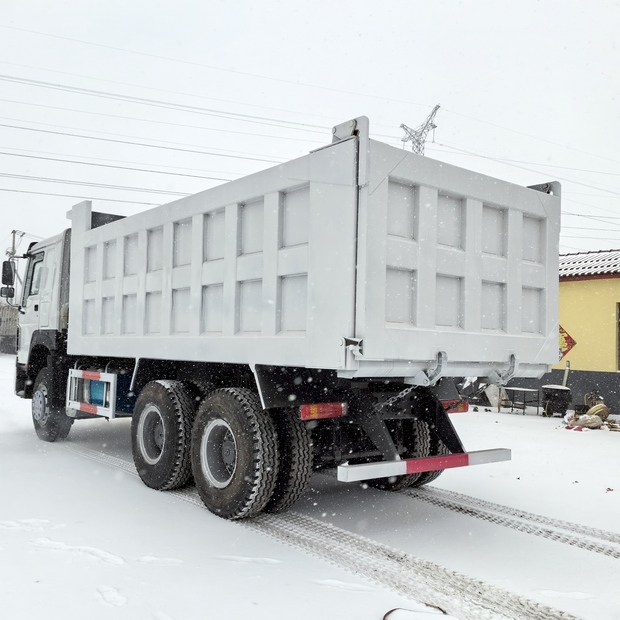 2025 HOWO 371HP-49130065