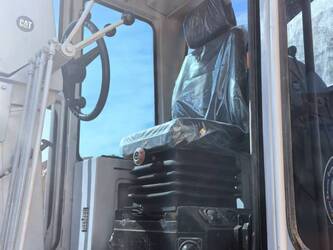 2024-caterpillar-140k-1488969-49135732