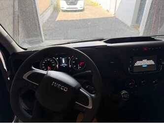 iveco-daily-1488980-49136106
