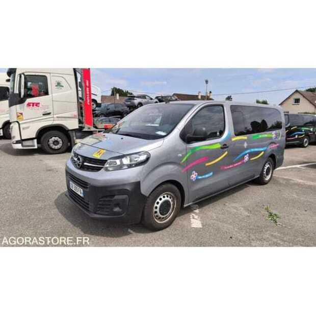 2021 أوبل ZAFIRA-49136183