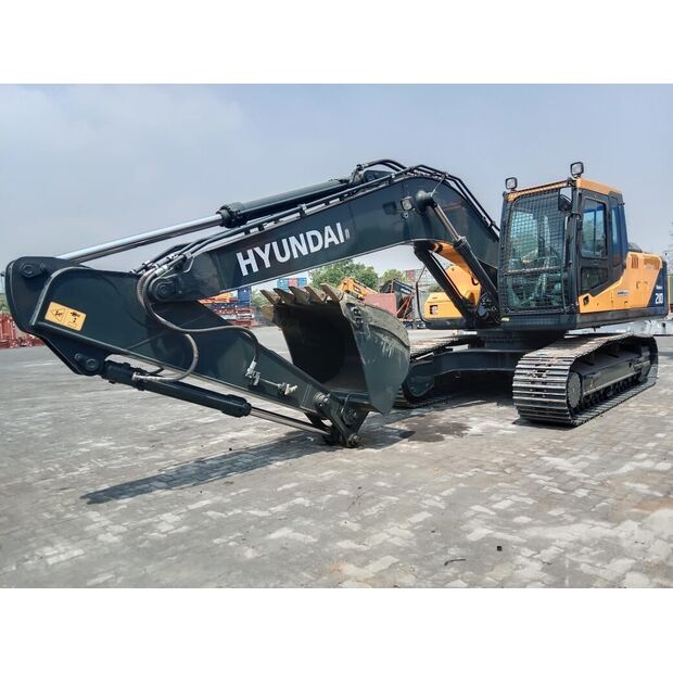 2025 هيونداي R210-49145279