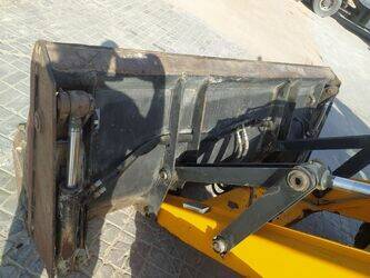 2018-jcb-3dx-1489157-49145300