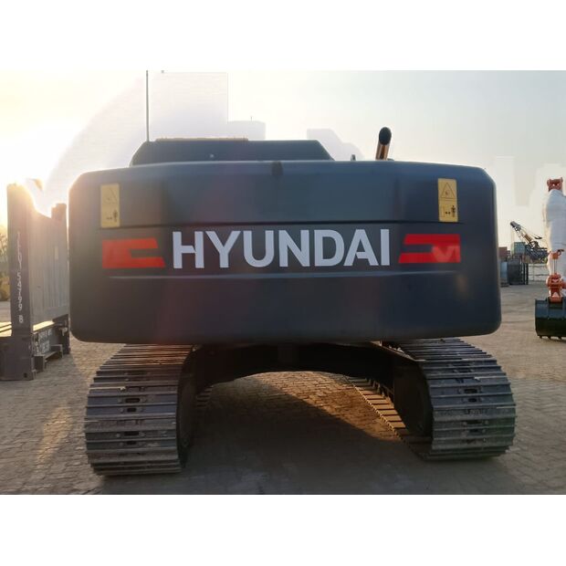 2025 Hyundai R215L-49145352