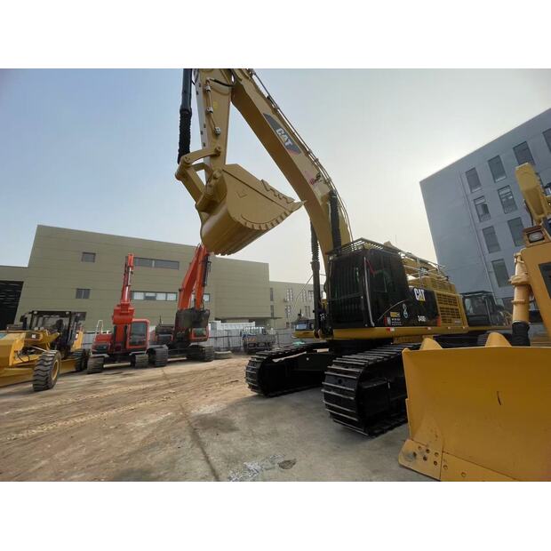 2024 Caterpillar 349D2L-49146811