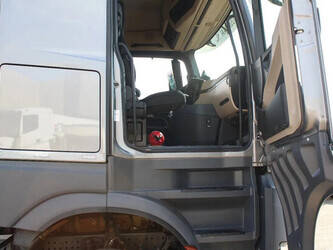 2019-mercedes-benz-arocs-1428960-49146916