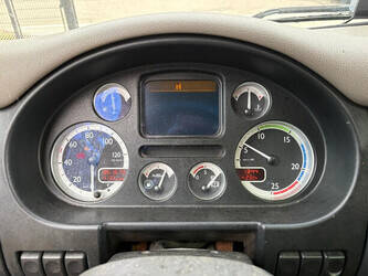 2013-daf-cf-1489181-49146963