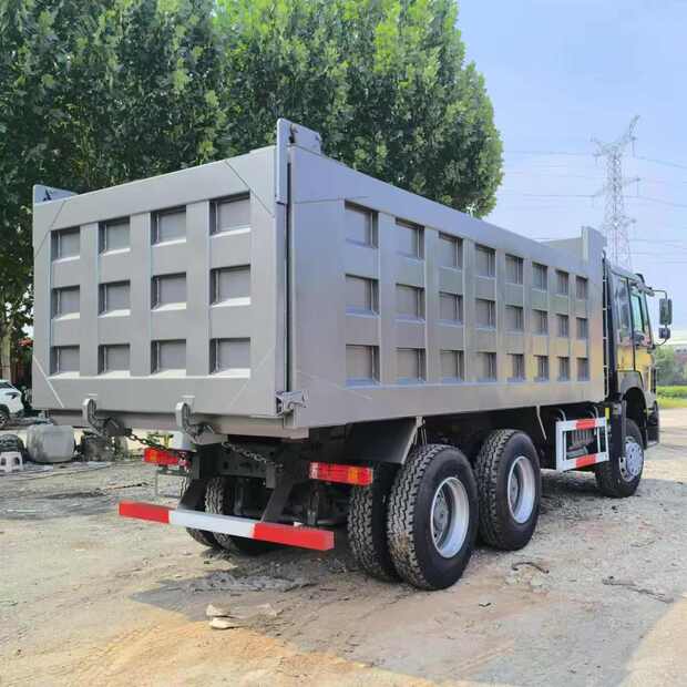 2024 HOWO 371HP-49147384