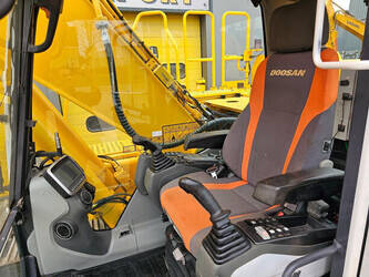 2016-doosan-dx235nlc-5-1445299-49147486