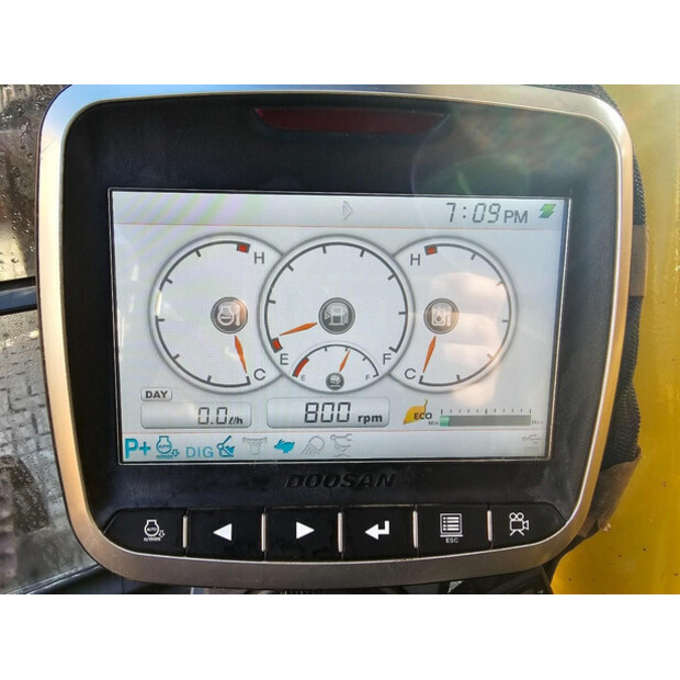 2016 Doosan DX235NLC-5-49147488