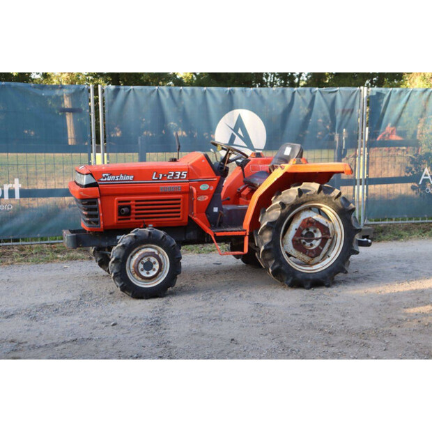KUBOTA L1-235-49148593