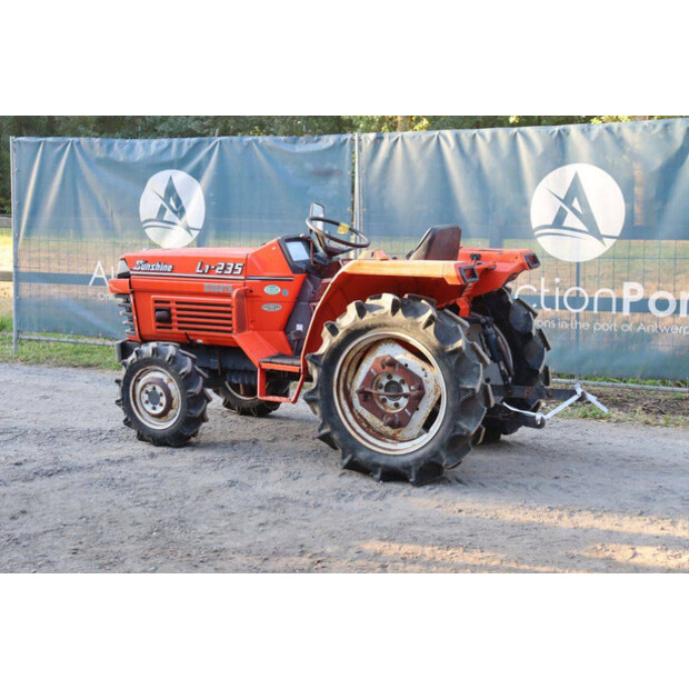 KUBOTA L1-235-49148595