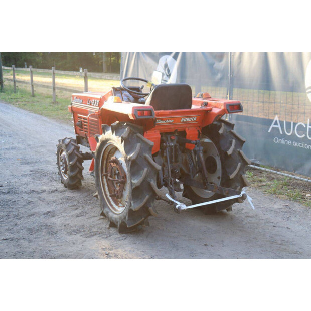 KUBOTA L1-235-49148596