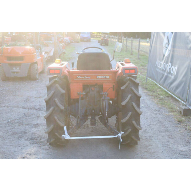 KUBOTA L1-235-49148597