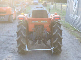 kubota-l1-235-1489268-49148597