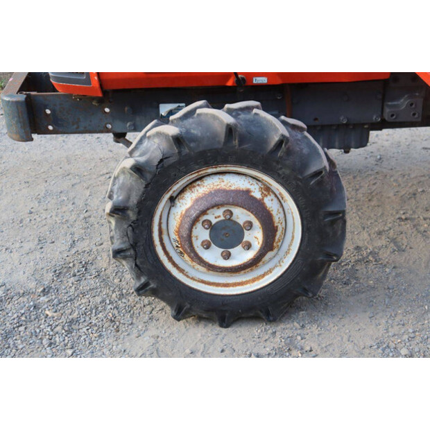 KUBOTA L1-235-49148606