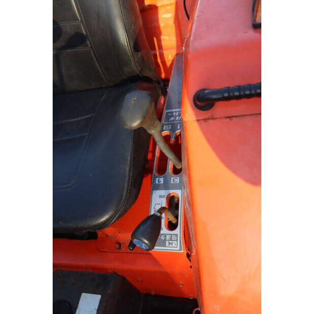 KUBOTA L1-235-49148616