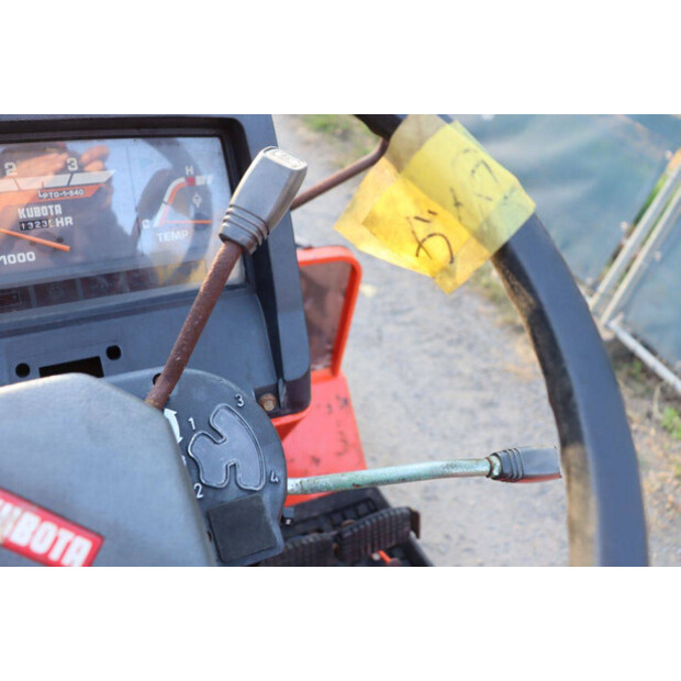 KUBOTA L1-235-49148619