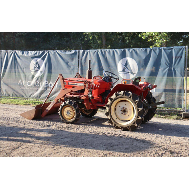 YANMAR YM1802D-49148734