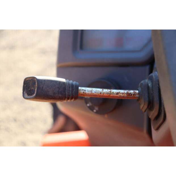 KUBOTA GT21-49148917
