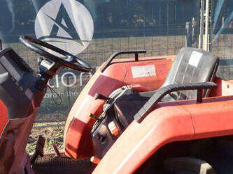 mitsubishi-mt26-1489282-49149044