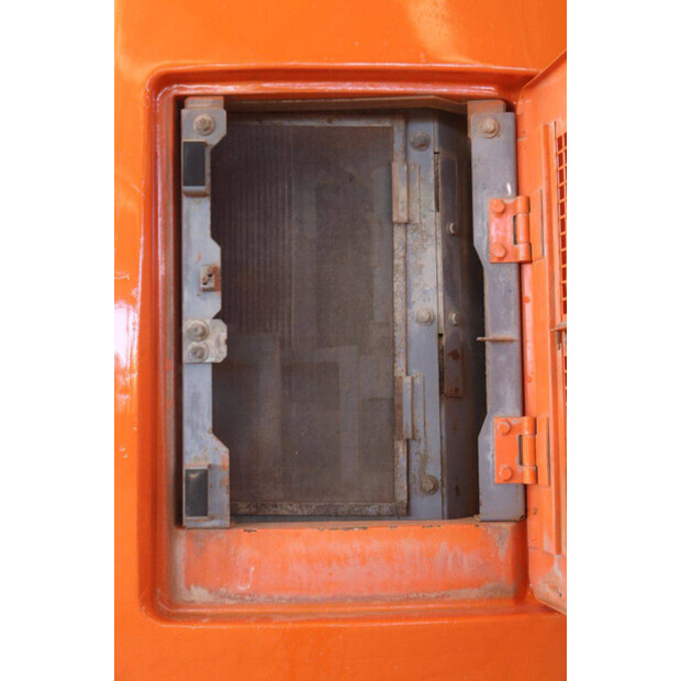 2015 هيتاشى ZAXIS 225USLC-5B-49149108