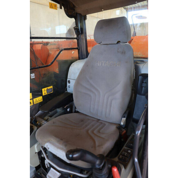 2015 هيتاشى ZAXIS 225USLC-5B-49149119