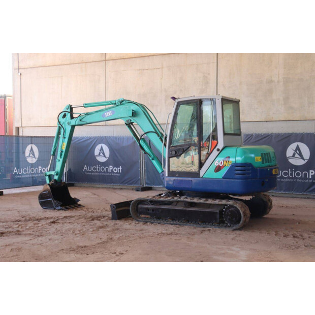 2013 اي اتش اي 60NS-49149456