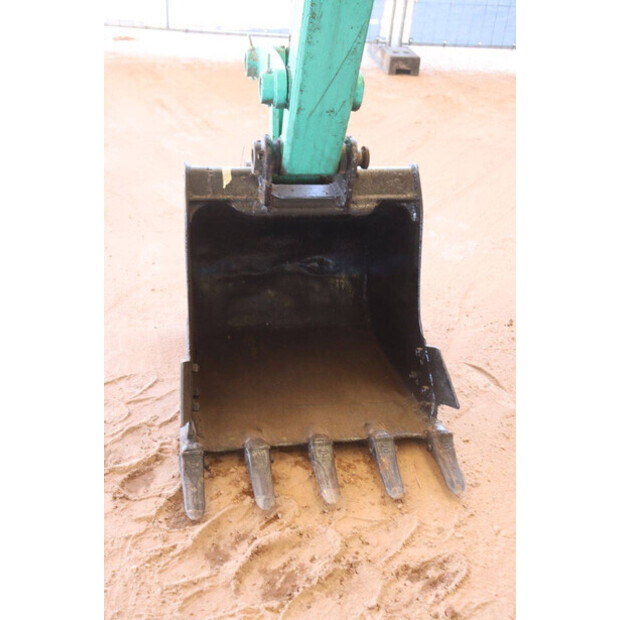 2013 اي اتش اي 60NS-49149466