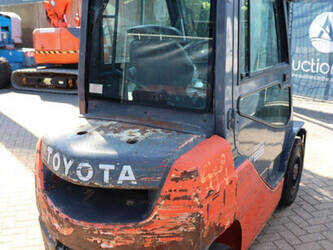 2014-toyota-02-8fdf25-1489300-49149706